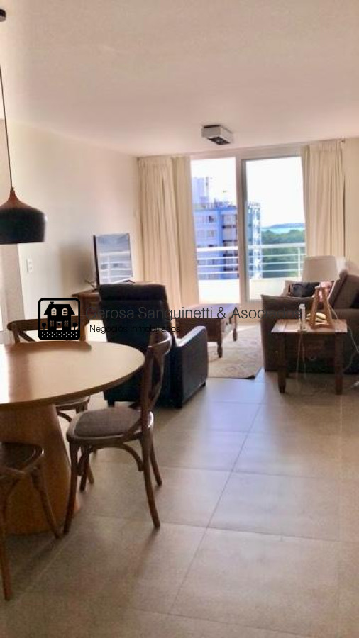 Apartamento ID.2570 - Muy lindo apartamento en alquiler anual