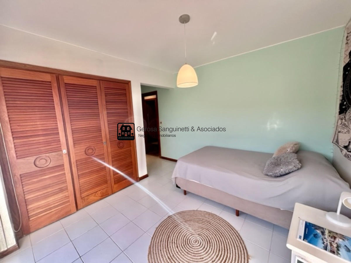 Apartamento ID.2340 - Espectacular apartamento frente al mar