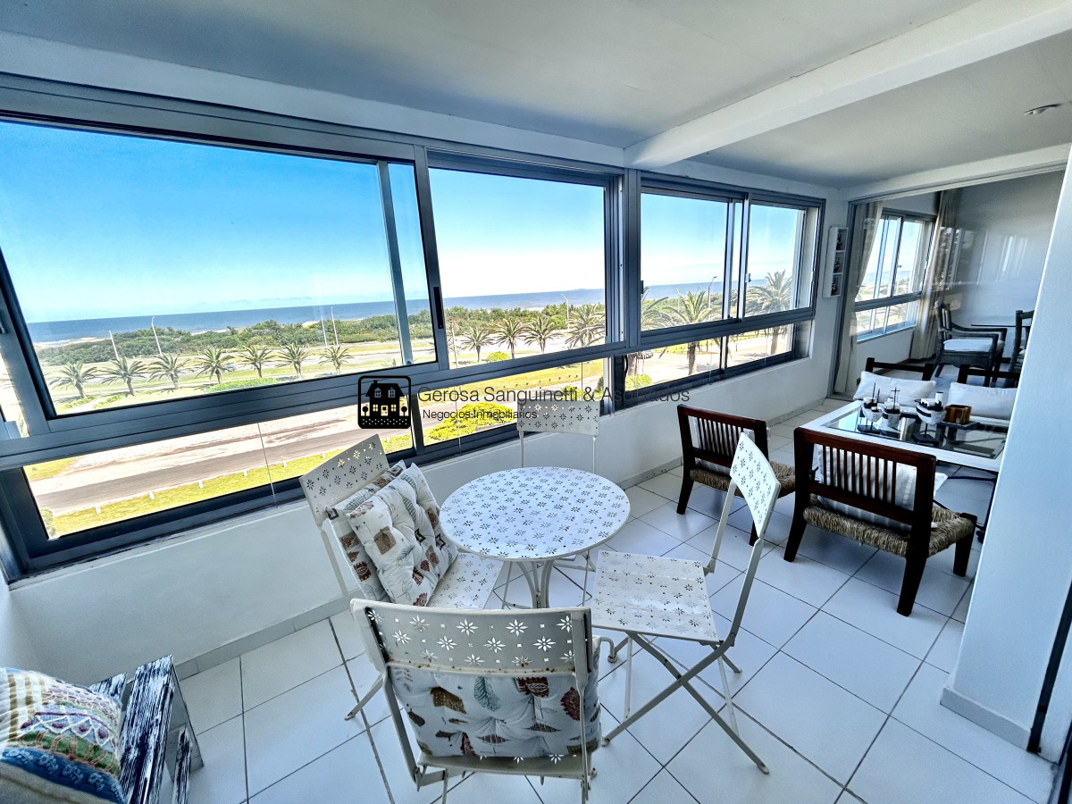 Apartamento ID.2754 - Oportunidad Espectacular apto frente al mar en la Brava