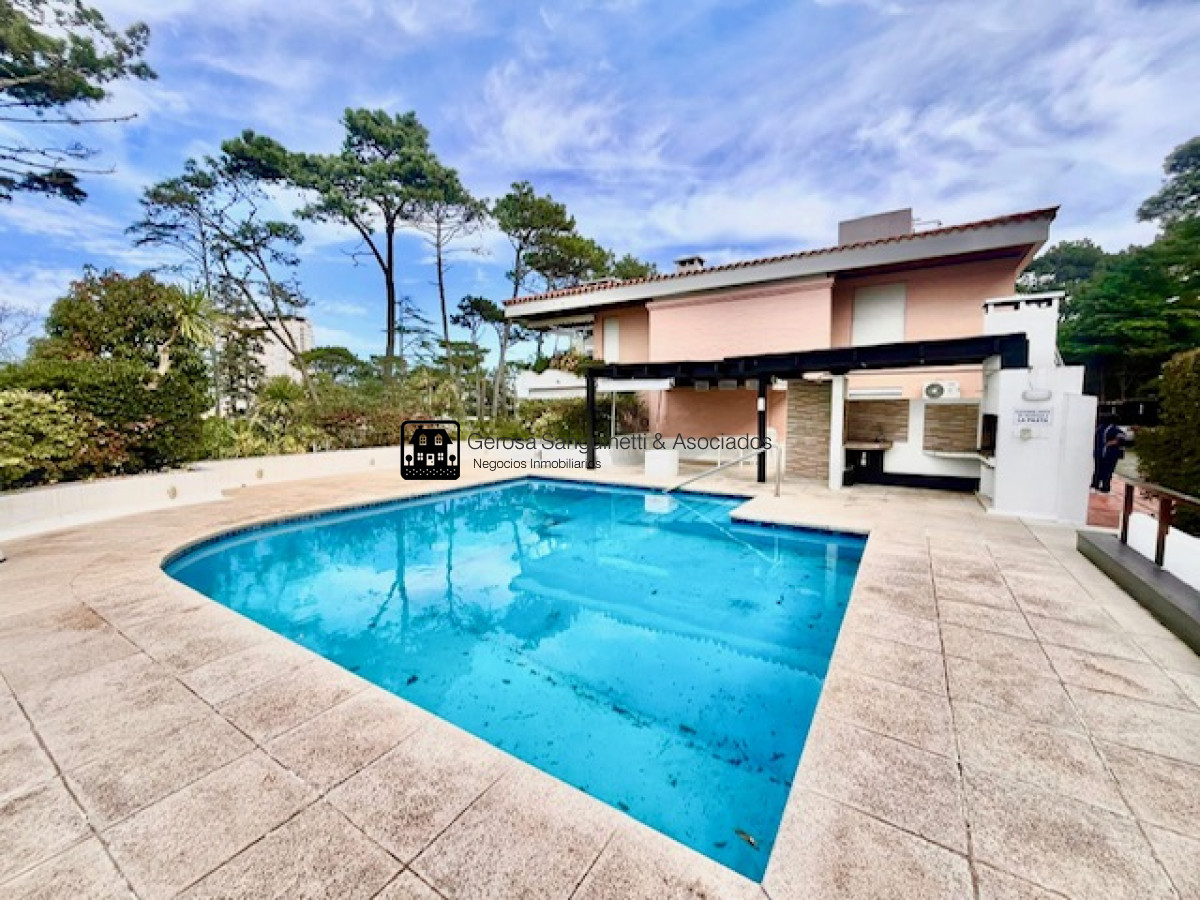 Apartamento ID.2599 - Apartamento en la mansa, excelente ubicación