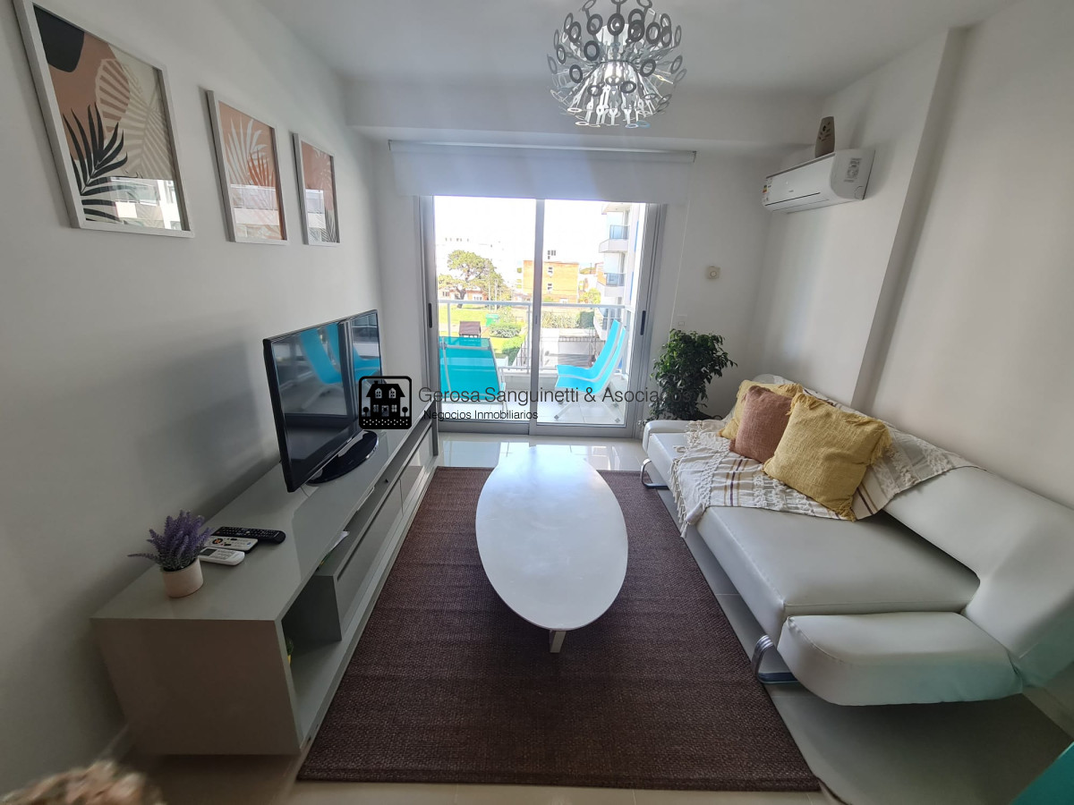 Apartamento ID.3235 - Muy lindo apartamento en Punta del Este en alquiler invernal-anual