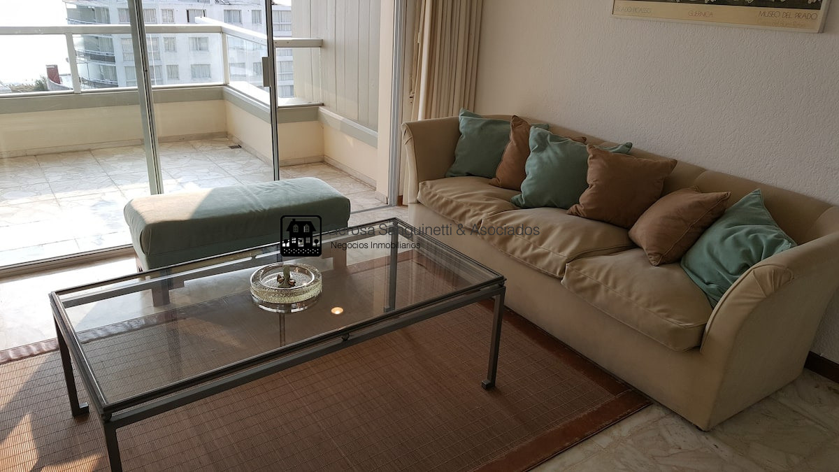 Apartamento ID.3507 - Apartamento con linda vista de 3 dormitorios en Punta del Este en venta