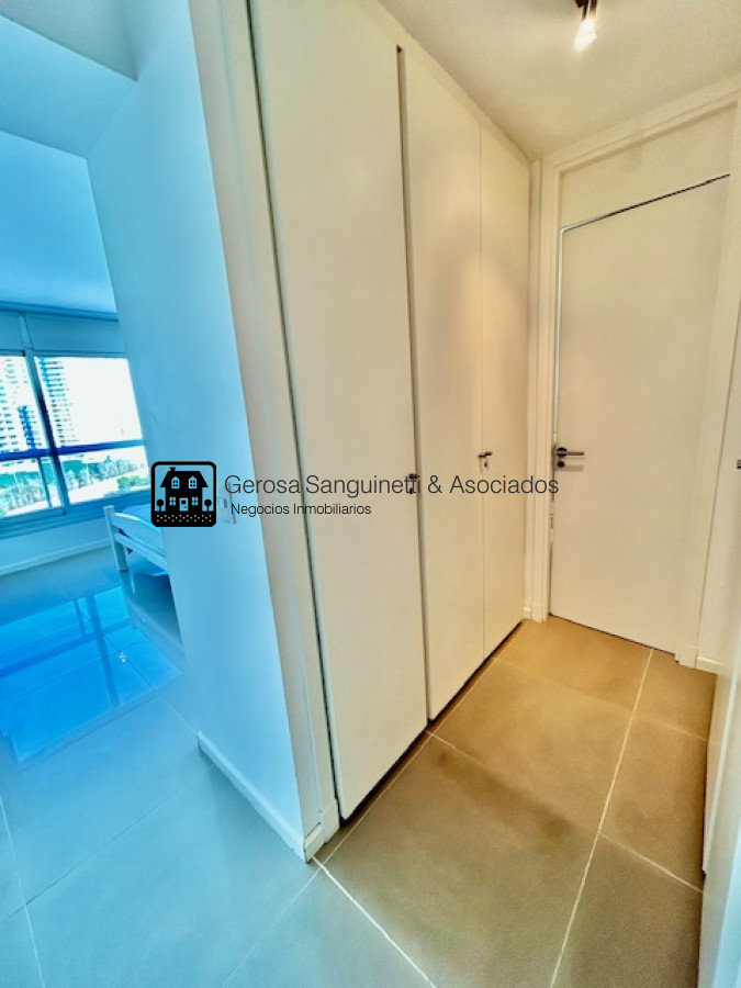 Apartamento ID.1703 -  Impecable a metros del mar en la Brava