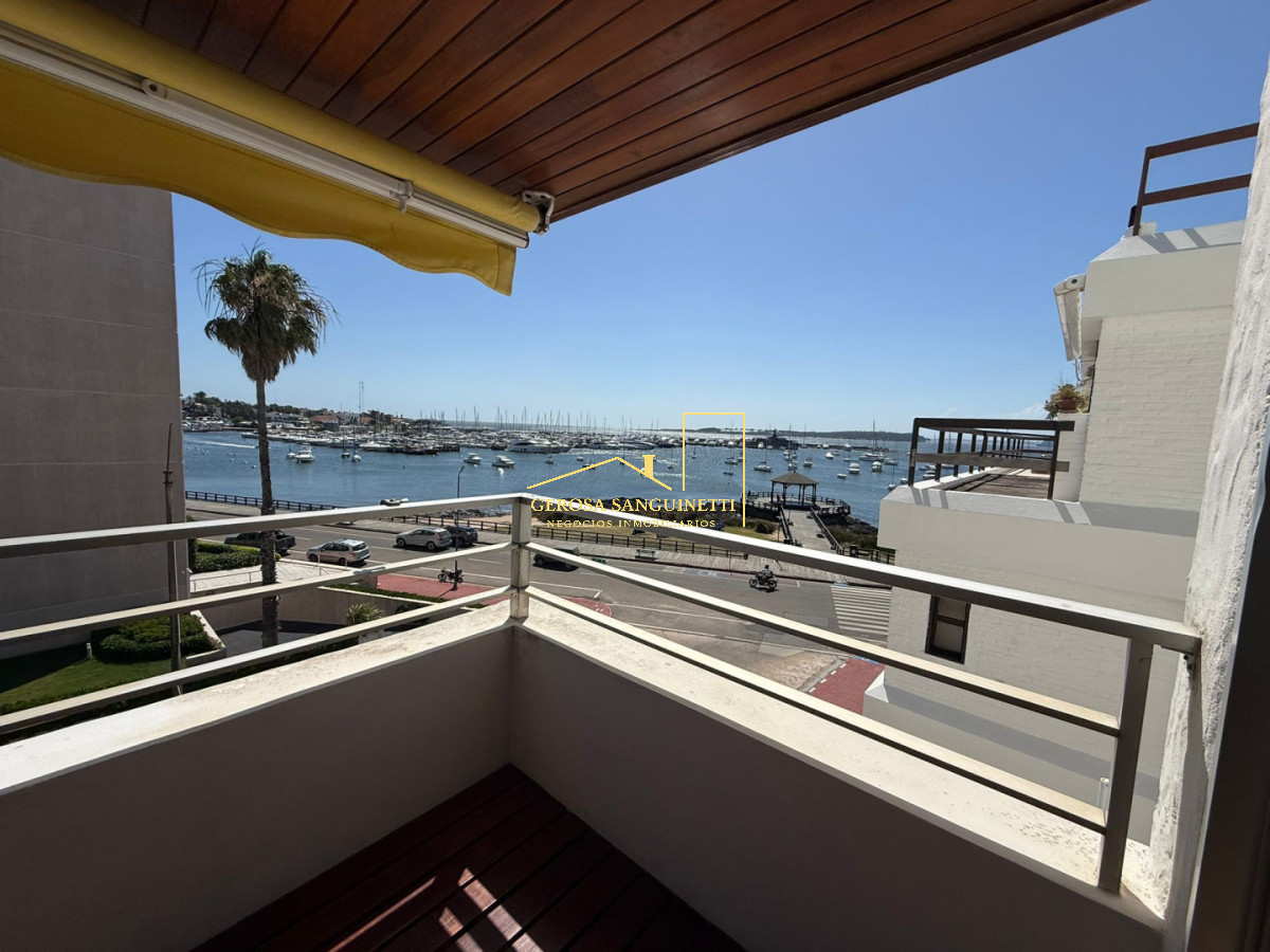 Apartamento ID.3366 - Apartamento con espectacular vista al Puerto de 2 dormitorios en alquiler