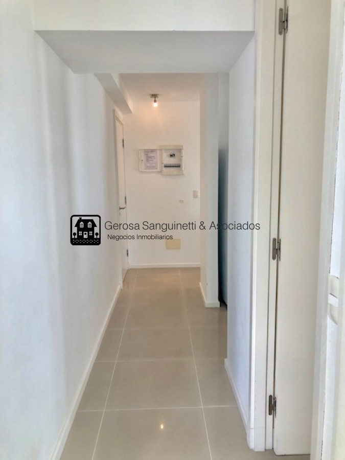Apartamento ID.1703 -  Impecable a metros del mar en la Brava