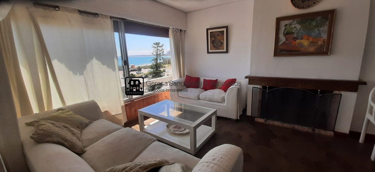 Apartamento ID.2066 - Cómodo departamento frente a playa mansa