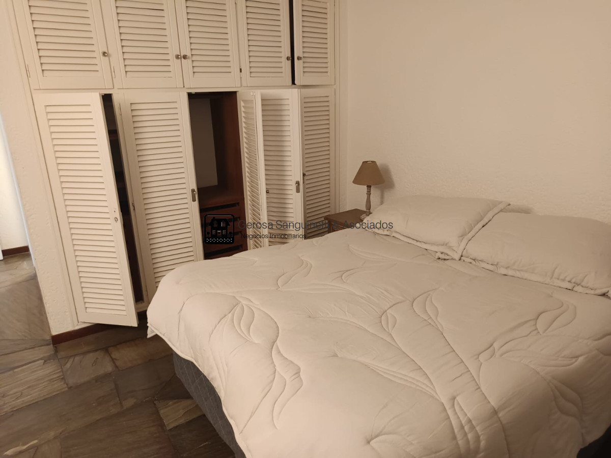 Apartamento ID.3305 - Apartamento 3 dormitorios en venta en Punta del Este 