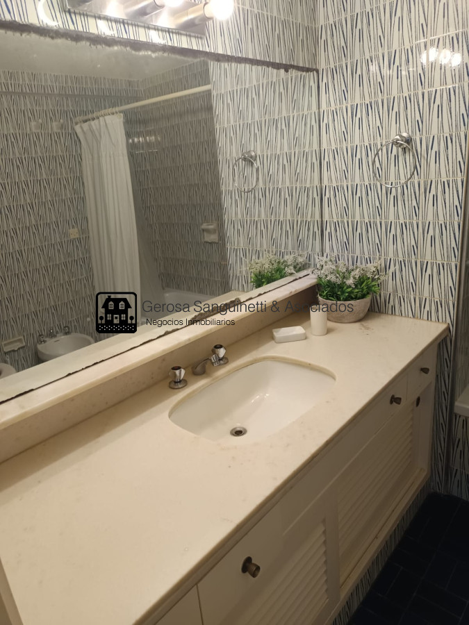 Apartamento ID.3305 - Apartamento 3 dormitorios en venta en Punta del Este 