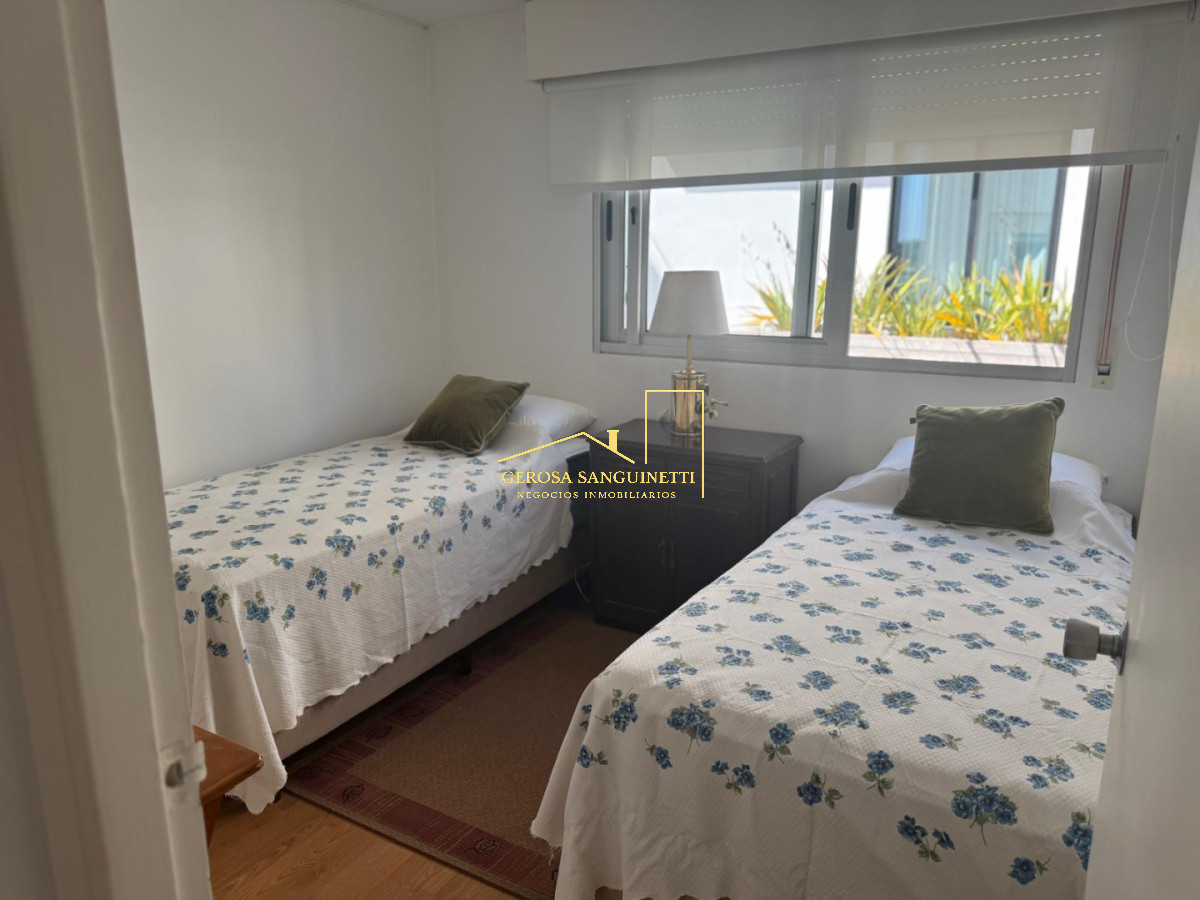 Apartamento ID.3366 - Apartamento con espectacular vista al Puerto de 2 dormitorios en alquiler