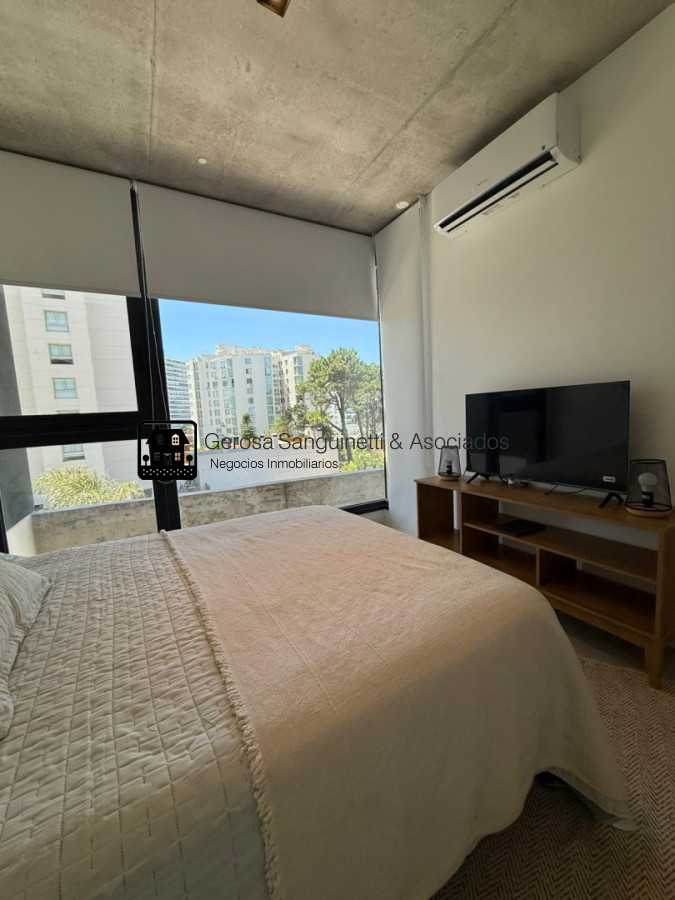 Apartamento ID.3351 - Muy lindo apartamento de 2 dormitorios en alquiler en Punta del Este 