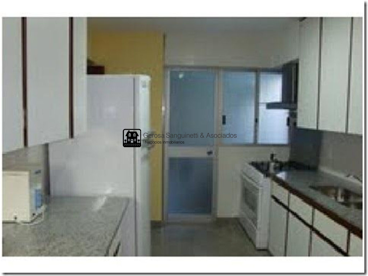 Apartamento ID.25 - Amplio apartamento en la Punta con vista al puerto a pasos del mar