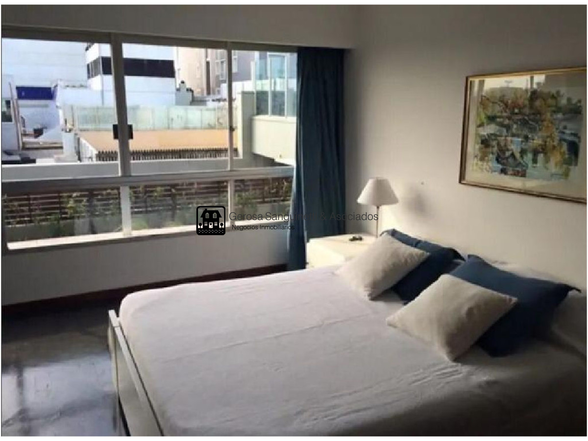 Apartamento ID.25 - Amplio apartamento en la Punta con vista al puerto a pasos del mar