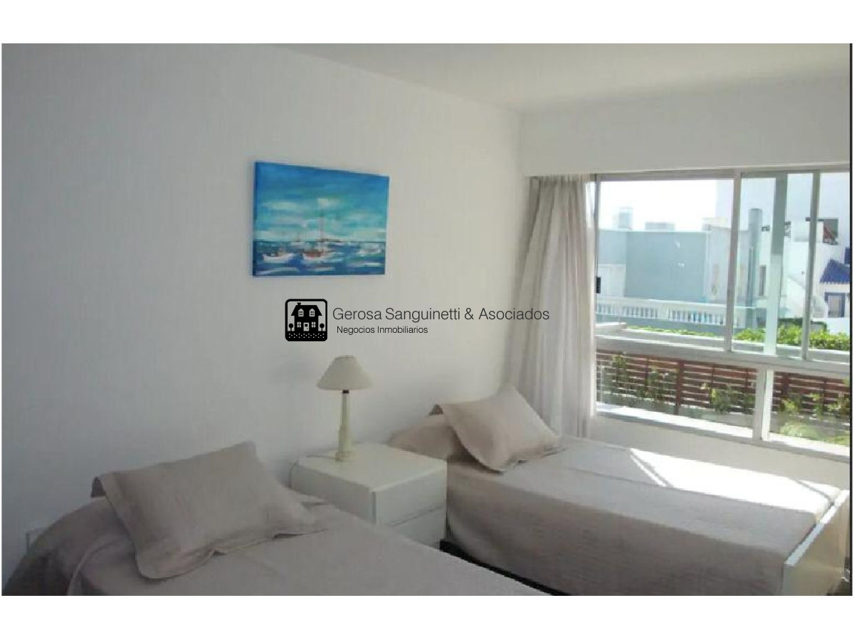 Apartamento ID.25 - Amplio apartamento en la Punta con vista al puerto a pasos del mar