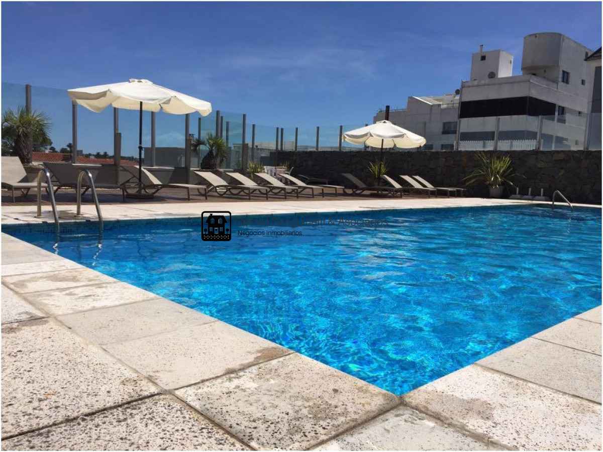 Apartamento ID.25 - Amplio apartamento en la Punta con vista al puerto a pasos del mar