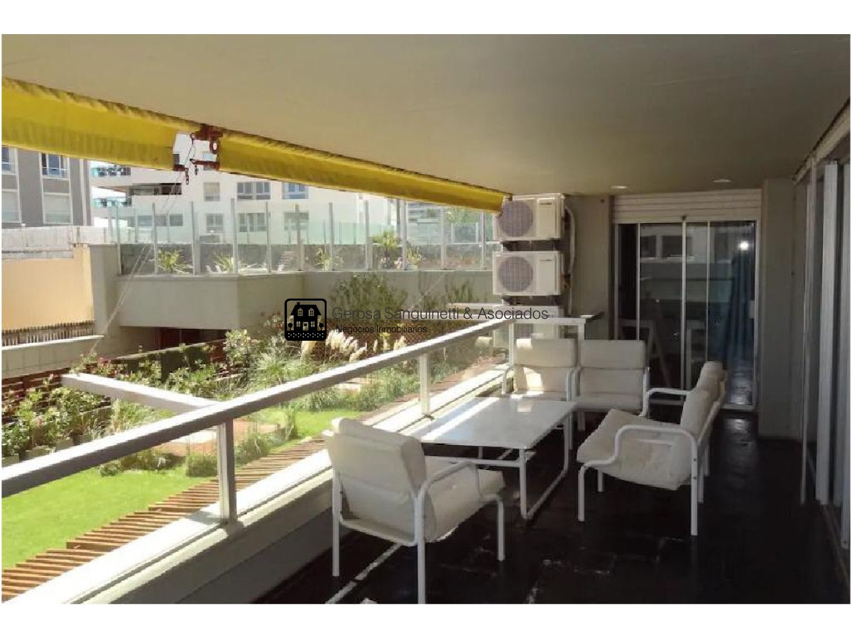 Apartamento ID.25 - Amplio apartamento en la Punta con vista al puerto a pasos del mar