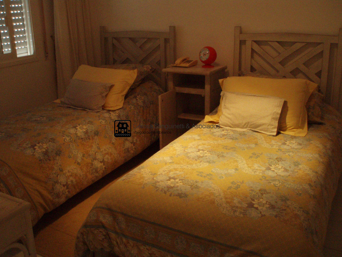 Apartamento ID.405 - Amplio apartamento en la Punta con vista al puerto frente al mar
