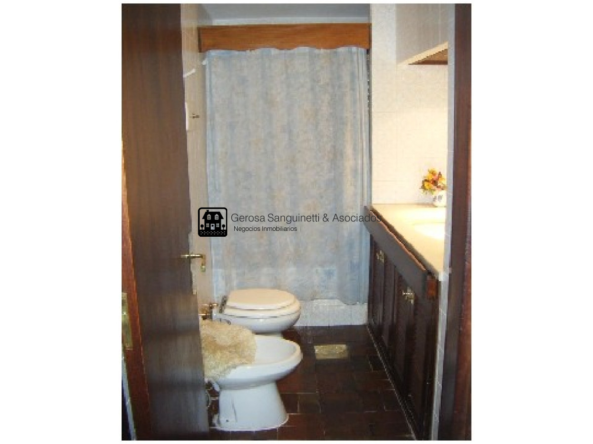 Apartamento ID.48 - Amplio apartamento frente al mal en península