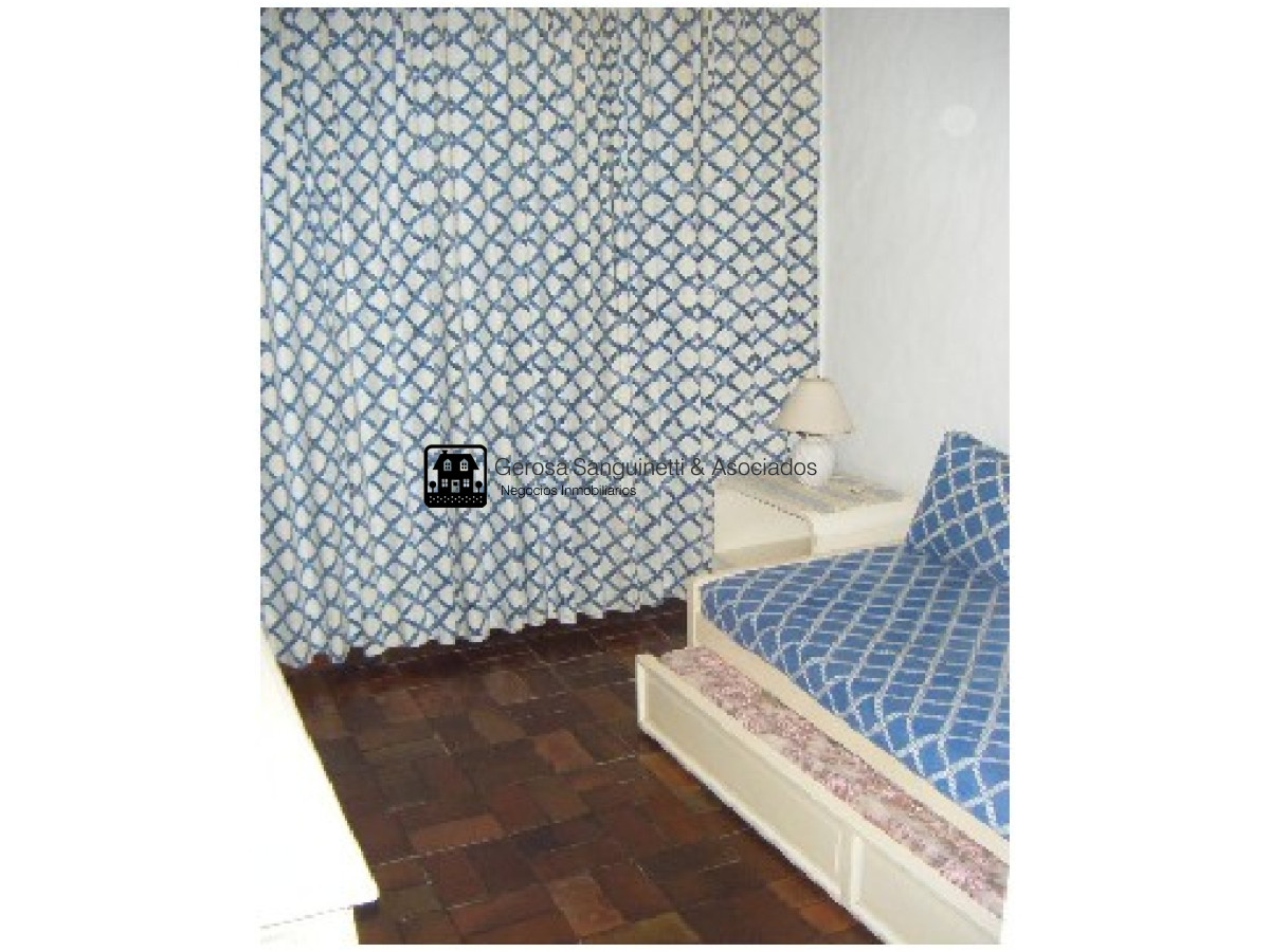 Apartamento ID.48 - Amplio apartamento frente al mal en península