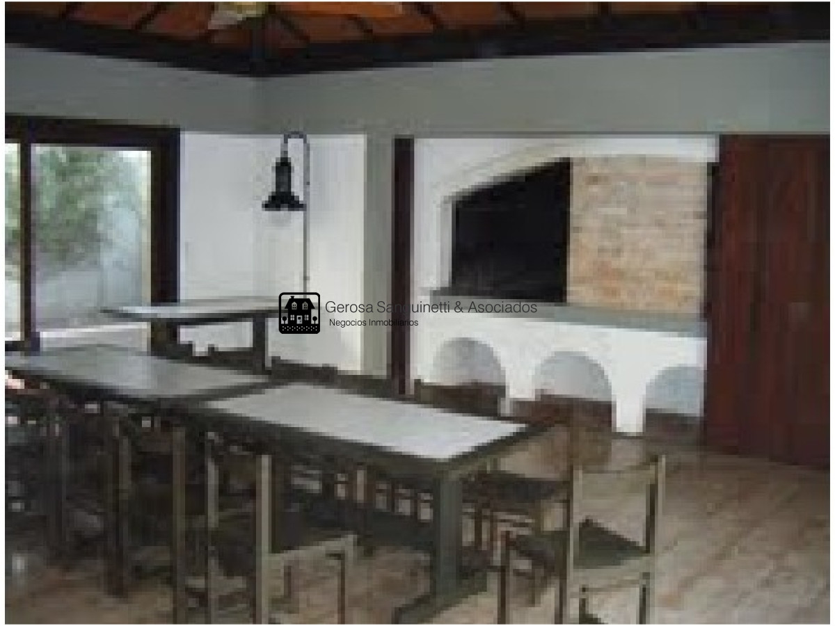 Apartamento ID.48 - Amplio apartamento frente al mal en península