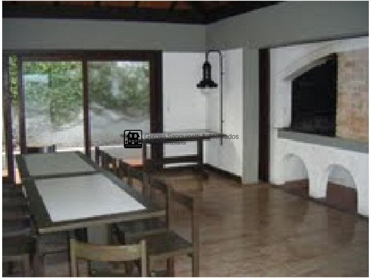 Apartamento ID.48 - Amplio apartamento frente al mal en península
