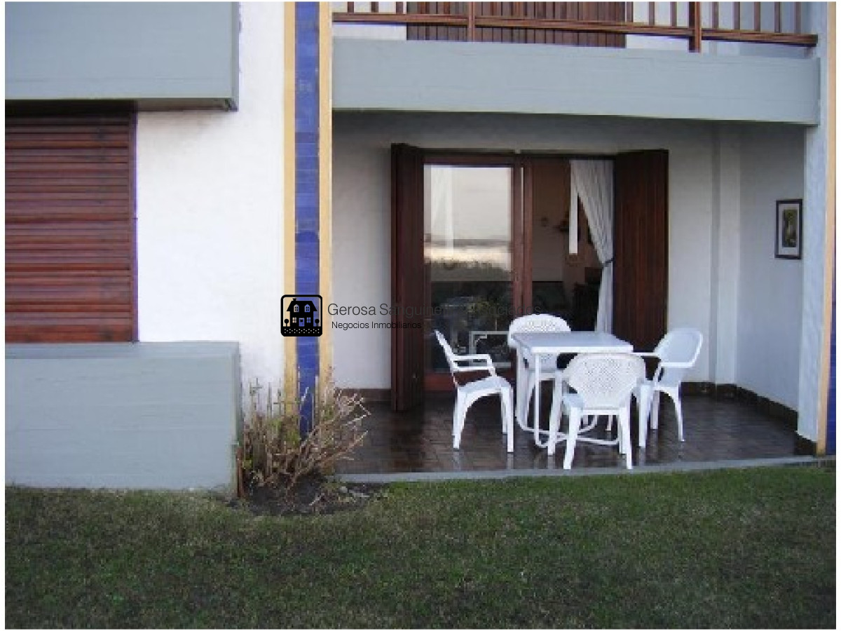 Apartamento ID.48 - Amplio apartamento frente al mal en península