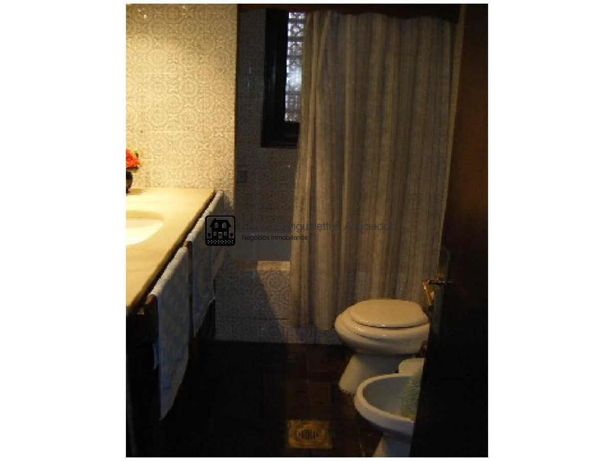 Apartamento ID.48 - Amplio apartamento frente al mal en península
