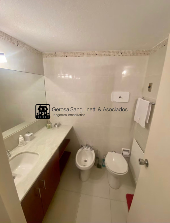 Apartamento ID.3457 - Apartamento de 3 dormitorios en venta en Lincoln en Punta del Este