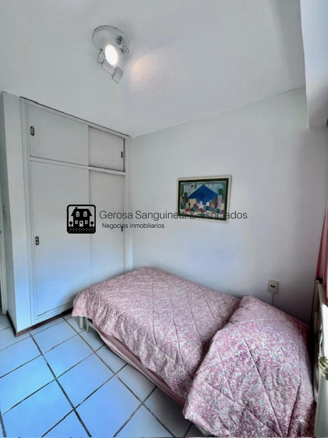 Apartamento ID.2430 - Amplio apartamento en Aidy Gril