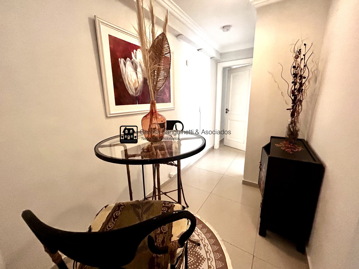 Apartamento ID.183 - Apto en venta acepta financiación y permuta, con amplia terraza con parrillero y vista al mar 