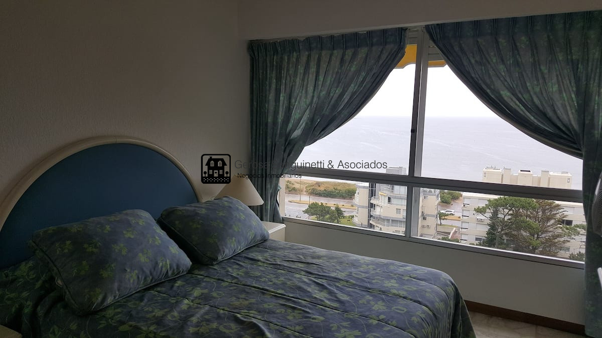 Apartamento ID.3507 - Apartamento con linda vista de 3 dormitorios en Punta del Este en venta