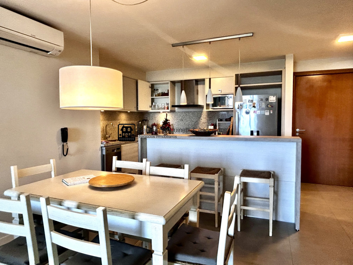Apartamento ID.3362 - Apartamento con linda vista de 2 dormitorios en alquiler en Punta del Este