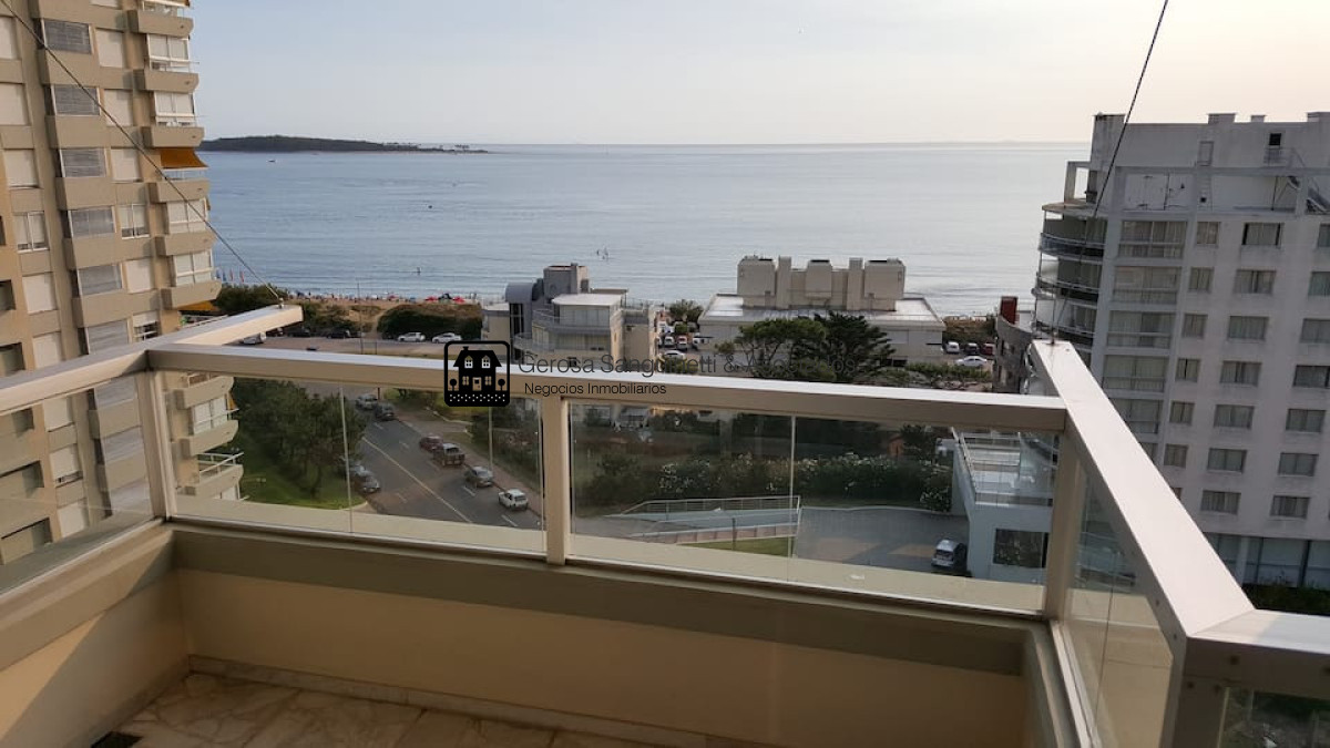 Apartamento ID.3507 - Apartamento con linda vista de 3 dormitorios en Punta del Este en venta