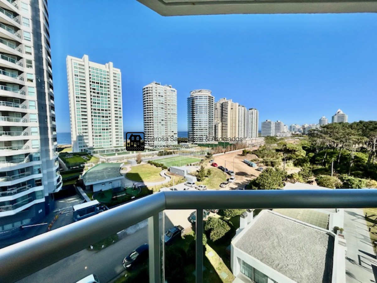 Apartamento ID.1703 -  Impecable a metros del mar en la Brava