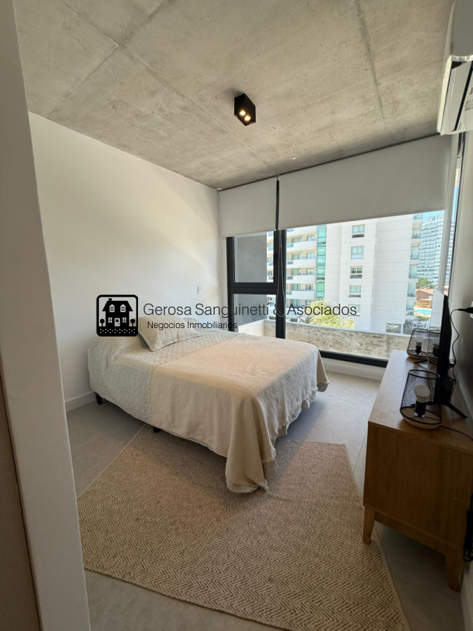 Apartamento ID.3351 - Muy lindo apartamento de 2 dormitorios en alquiler en Punta del Este 