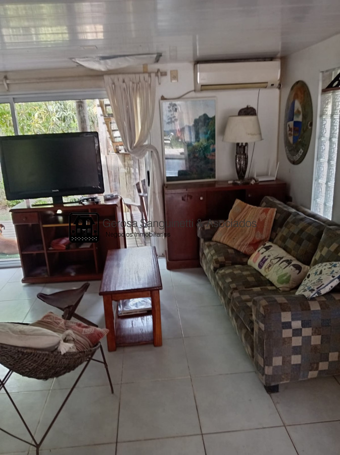 Casa ID.3275 - Casa de 2 dormitorios en La Barra en alquiler anual 