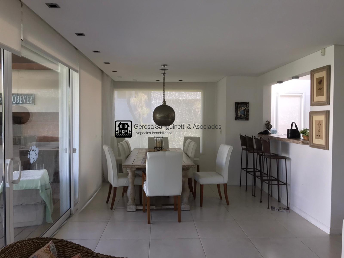 Casa ID.1541 - Espectacular casa en la Península a metros del mar