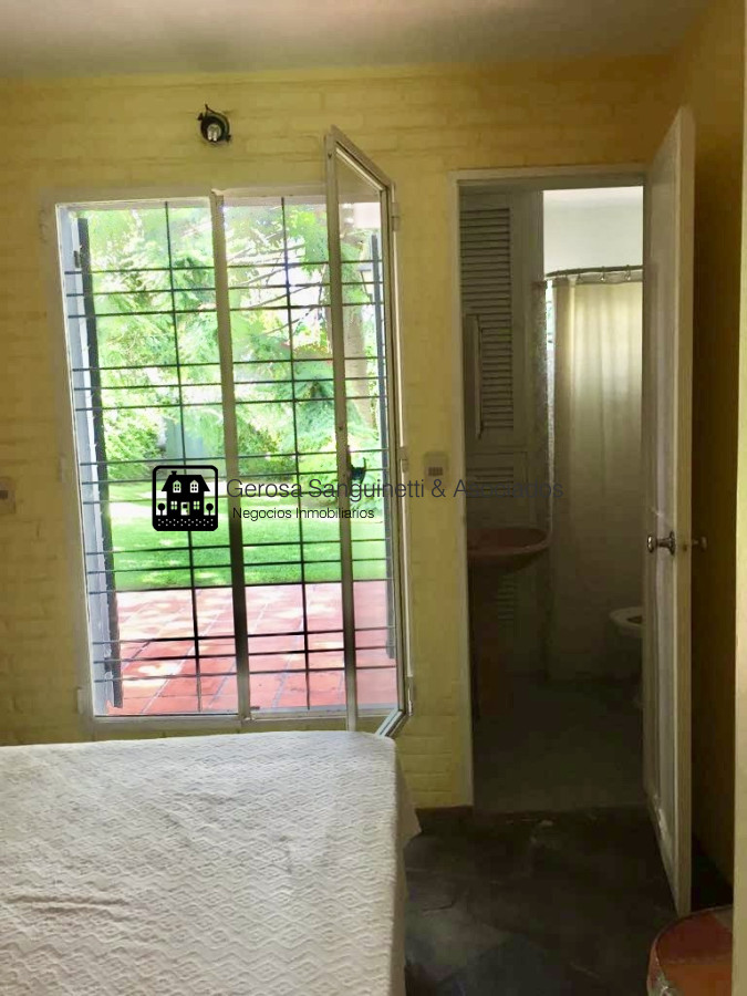 Casa ID.1325 - Muy cómoda casa en venta en Pinares 