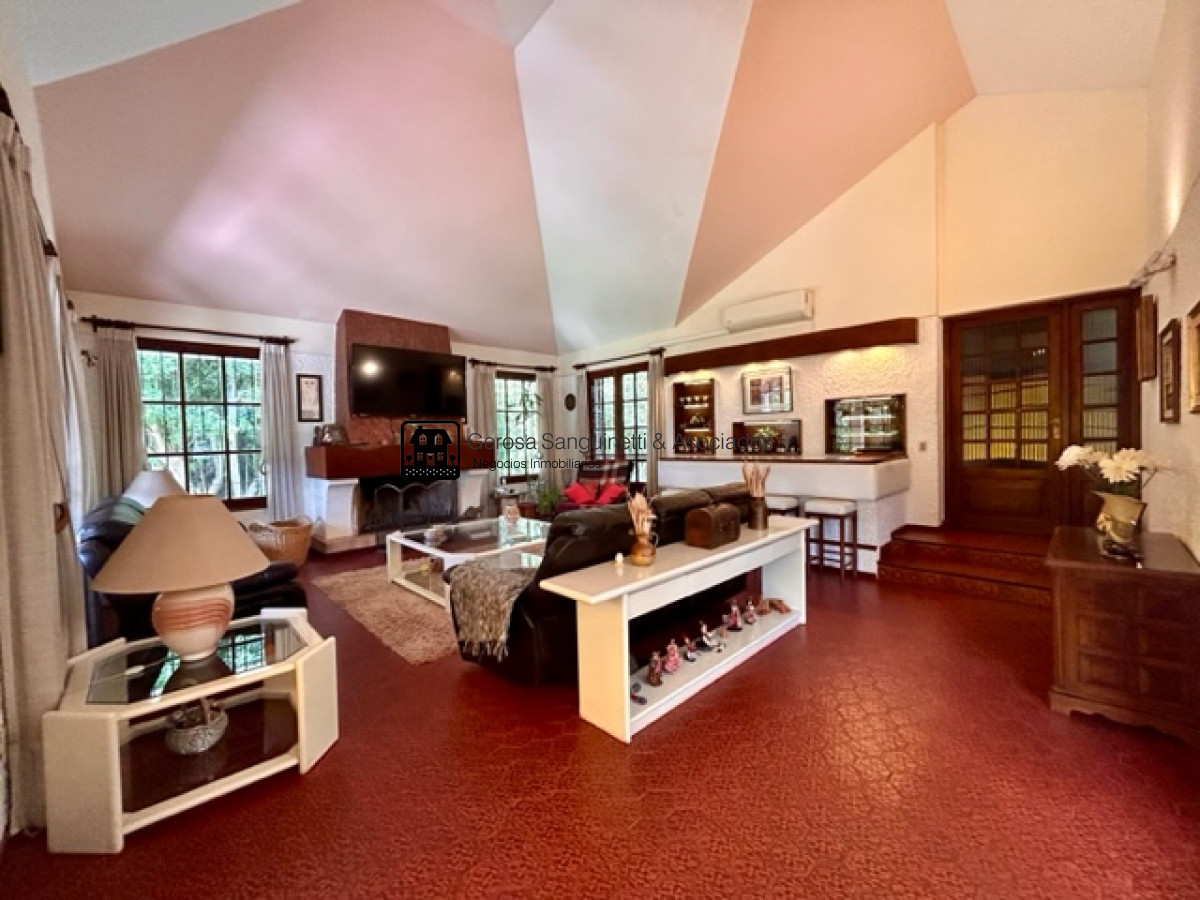 Casa ID.2497 - OPORTUNIDAD! Muy linda casa ideal para vivir todo el año
