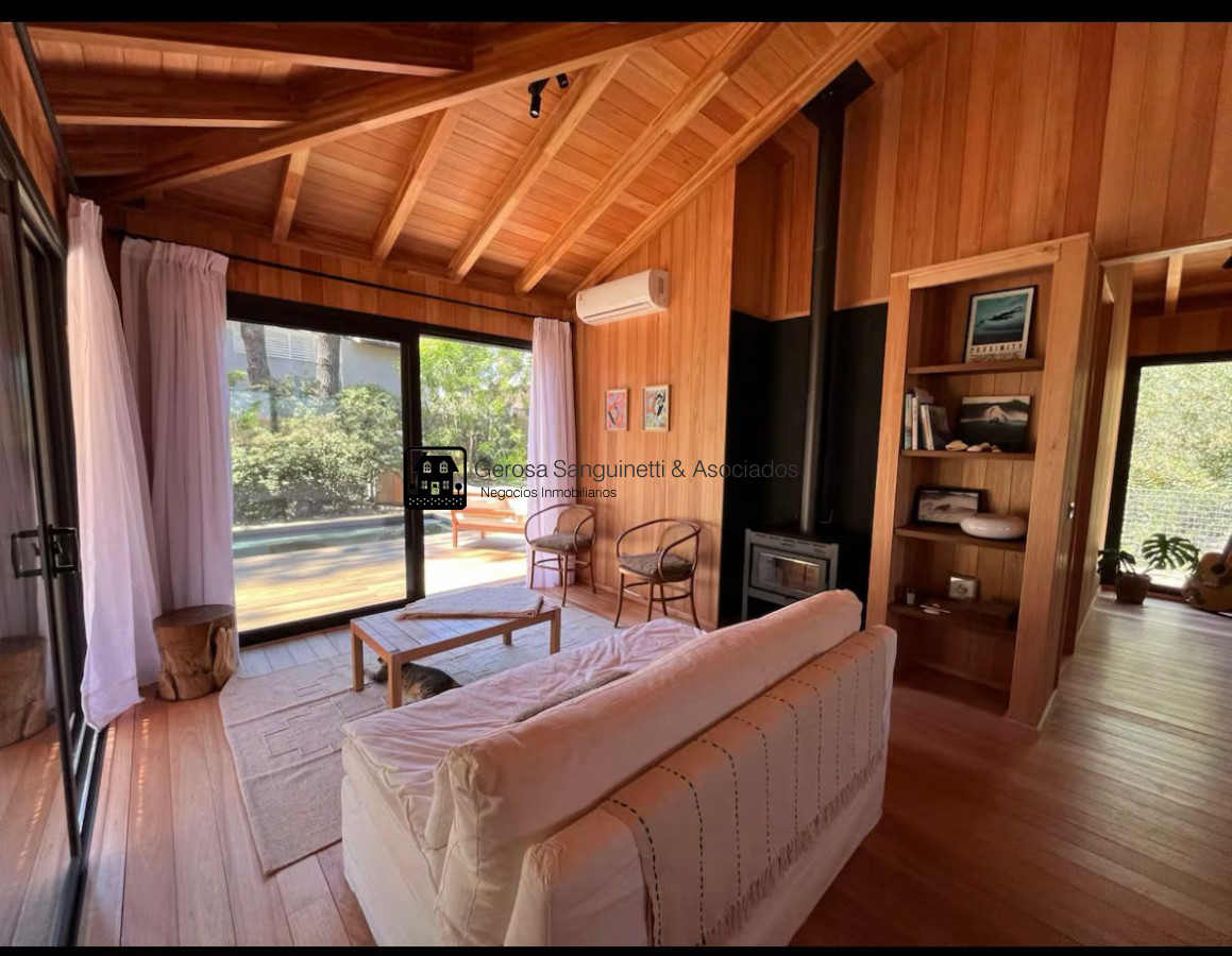 Casa ID.3350 - Casa de 1 dormitorio en entorno natural en Montoya en alquiler