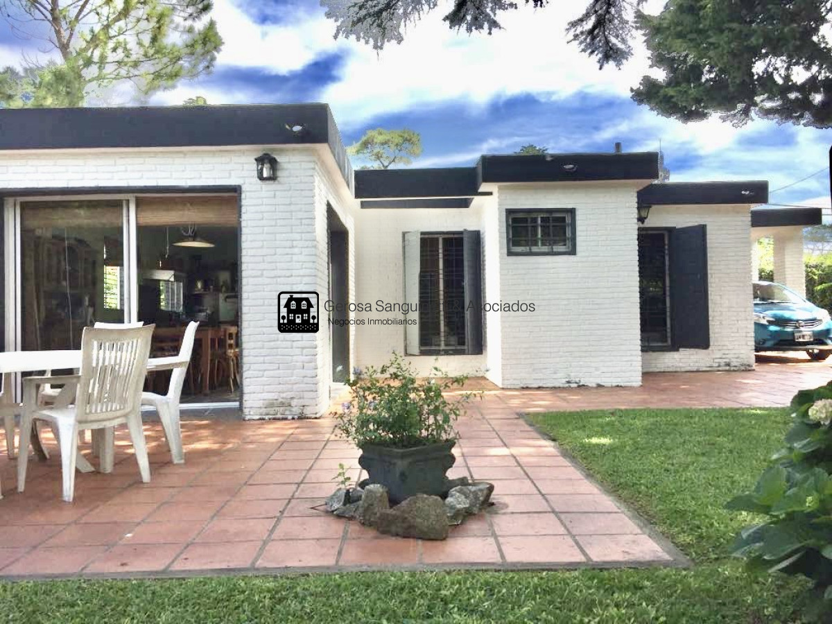 Casa ID.1325 - Muy cómoda casa en venta en Pinares 