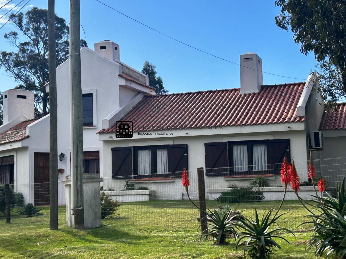 Casa ID.1250 - Casa en Punta del Este, Pinares