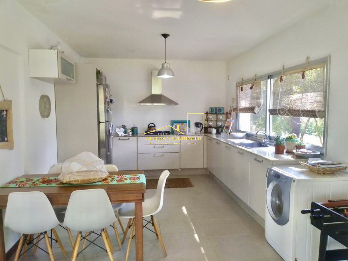 Casa ID.1037 - Muy linda casa en La Arbolada