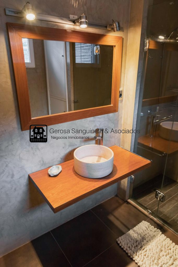 Casa ID.777 - Casa impecable en la mansa a 100mts del mar en la parada 9