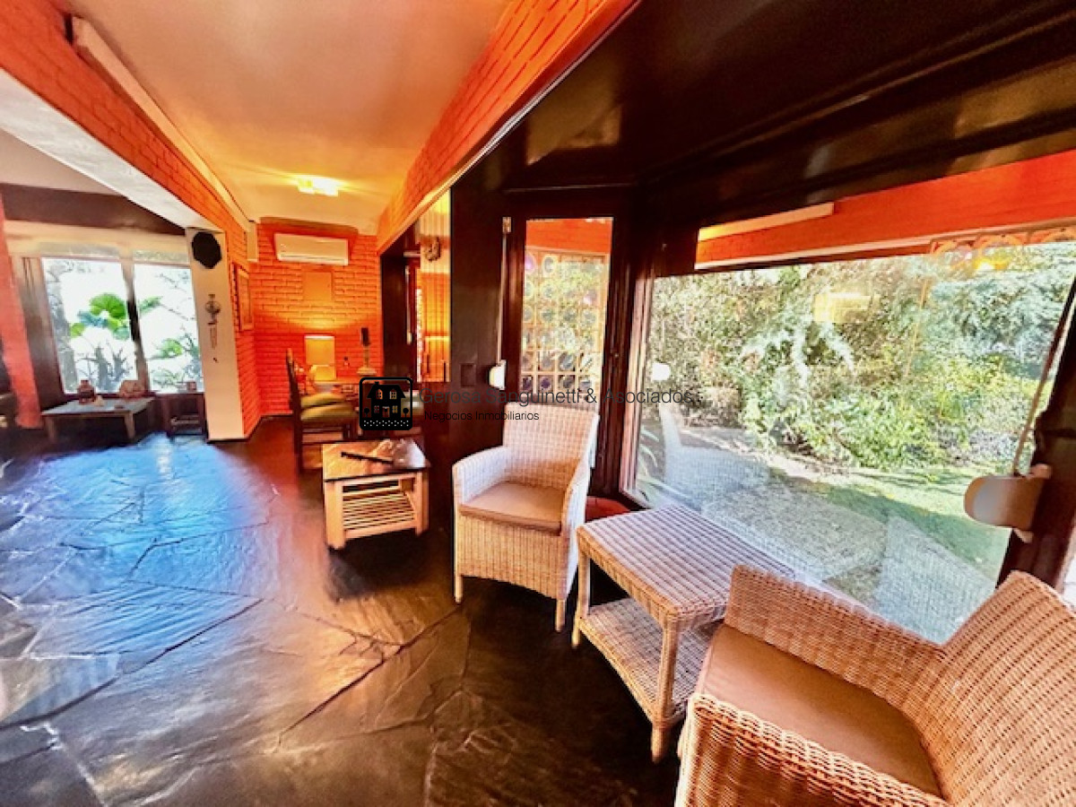 Casa ID.2492 - Muy cómoda casa en excelente ubicación 