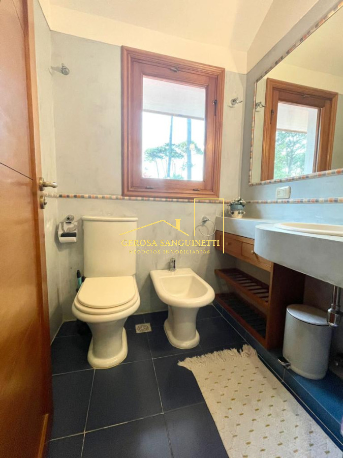 Casa ID.3260 - Muy linda casa en San Rafael de 4 dormitorios en venta