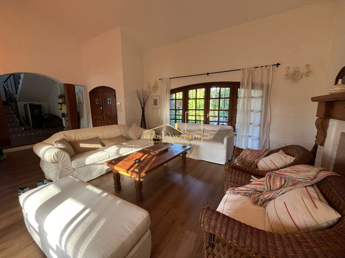 Casa ID.2256 - Casa en San Rafael, muy buena ubicación