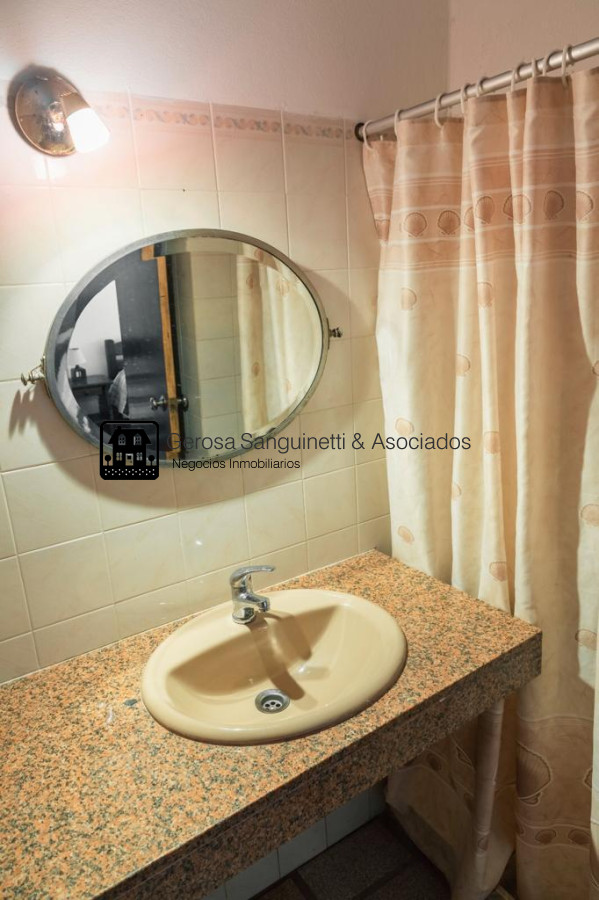 Casa ID.777 - Casa impecable en la mansa a 100mts del mar en la parada 9