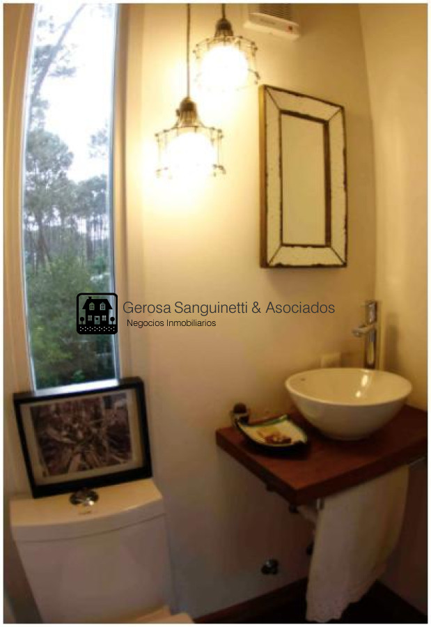Casa ID.1603 - Casa moderna y luminosa lista para disfrutar