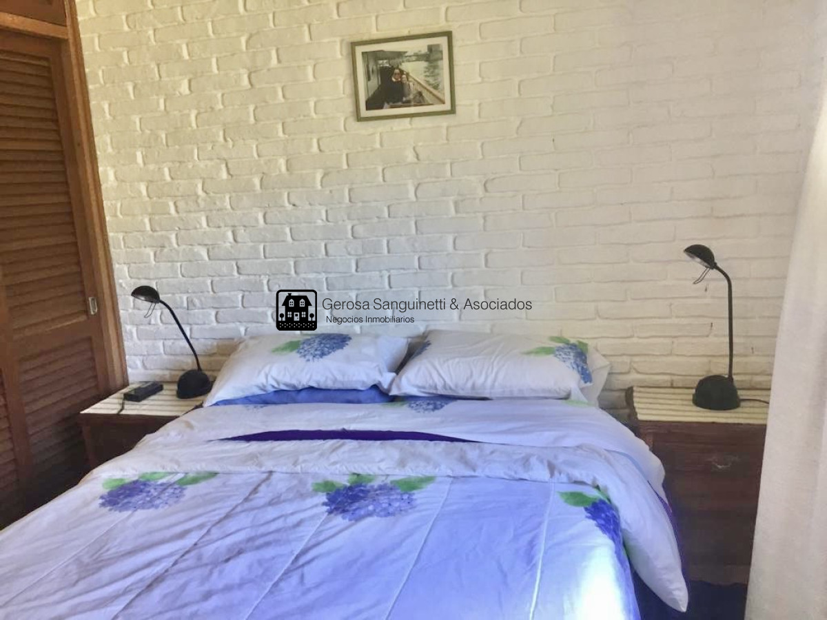 Casa ID.1325 - Muy cómoda casa en venta en Pinares 