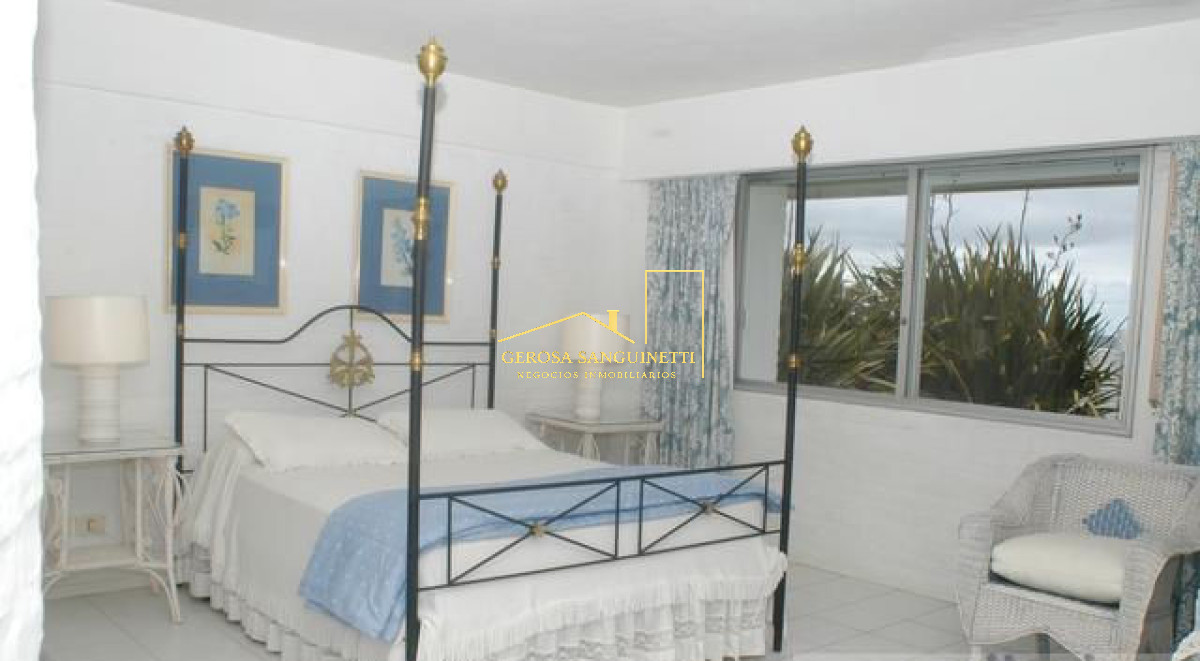 Casa ID.774 - Espectacular casa en Pinares frente al mar